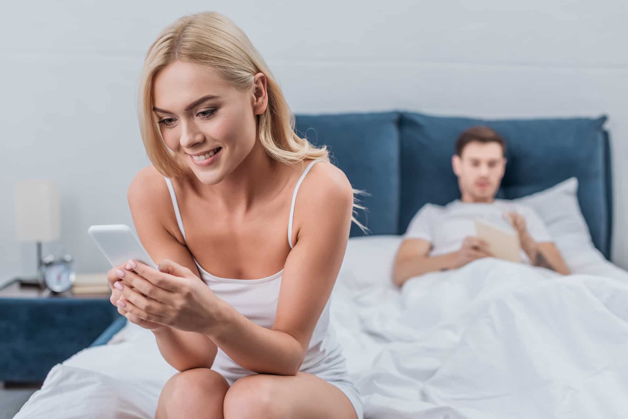 Red Flags That Indicate Your Boyfriend Is Cheating On You